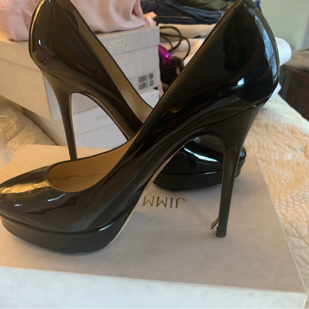 Jimmy choo black patent leather pumps